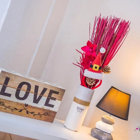 Lights Διαμέρισμα *